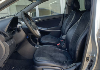 Подержанный автомобиль Hyundai Solaris Sedan 2012 года (19 фото)