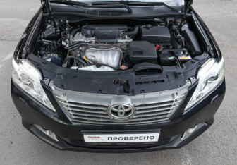 Подержанный автомобиль Toyota Camry Sedan 2012 года (9 фото)