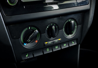 Подержанный автомобиль Skoda Rapid Liftback 2019 года (24 фото)