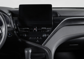 Подержанный автомобиль Toyota Camry Sedan 2023 года (13 фото)