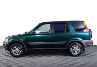 Подержанный автомобиль Honda CR-V 1999 года (8 фото)