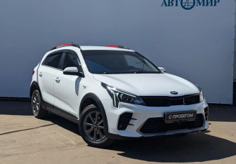 Подержанный автомобиль Kia Rio Hatchback 2021 года (3 фото)