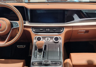 Новый Hongqi H9 2024 (10 фото)