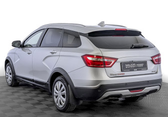 Подержанный автомобиль LADA (ВАЗ) Vesta Wagon 2019 года (7 фото)