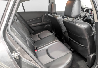 Подержанный автомобиль Mazda 6 Sedan 2011 года (12 фото)