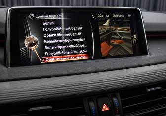 Подержанный автомобиль BMW X5 2016 года (19 фото)