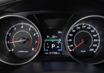 Подержанный автомобиль Mitsubishi Outlander 2010 года (12 фото)