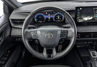 Подержанный автомобиль Toyota Camry Sedan 2024 года (21 фото)