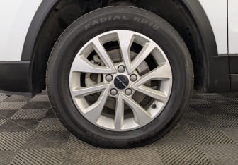 Подержанный автомобиль BAIC X35 2023 года (12 фото)