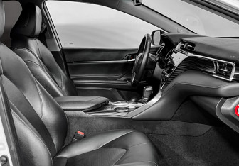 Подержанный автомобиль Toyota Camry Sedan 2020 года (10 фото)