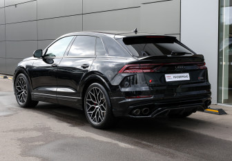 Подержанный автомобиль Audi SQ8 2022 года (7 фото)