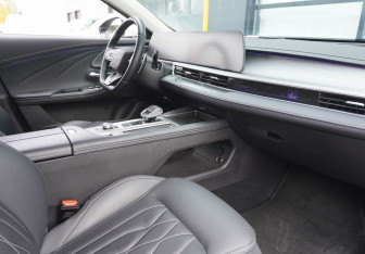 Подержанный автомобиль Chery Arrizo 8 2023 года (11 фото)