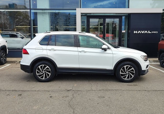 Подержанный автомобиль Volkswagen Tiguan 2018 года (4 фото)
