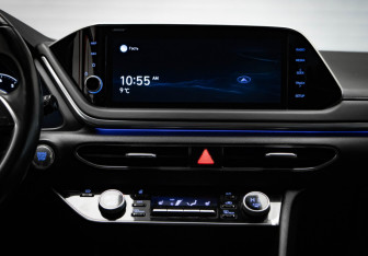 Подержанный автомобиль Hyundai Sonata 2021 года (23 фото)