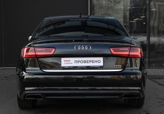 Подержанный автомобиль Audi A6 Sedan 2015 года (6 фото)