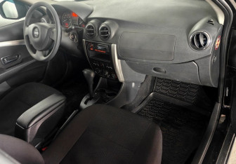 Подержанный автомобиль Nissan Almera Sedan 2017 года (11 фото)