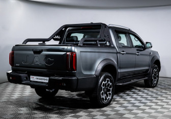 Подержанный автомобиль JAC T9 2024 года (5 фото)