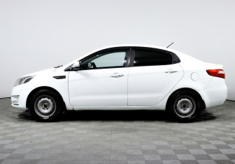 Подержанный автомобиль Kia Rio Sedan 2013 года (3 фото)