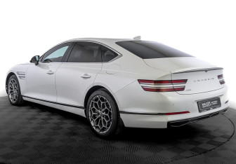 Подержанный автомобиль Genesis G80 2021 года (7 фото)