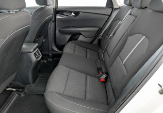 Подержанный автомобиль Kia Cerato Sedan 2020 года (12 фото)