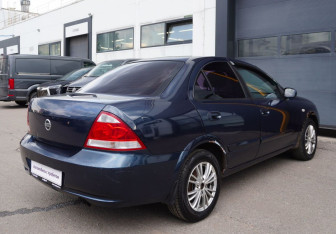 Подержанный автомобиль Nissan Almera Classic 2008 года (5 фото)