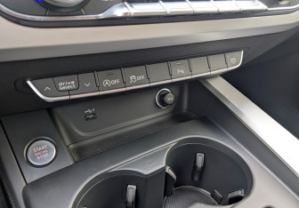 Подержанный автомобиль Audi A4 Sedan 2021 года (28 фото)