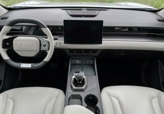 Подержанный автомобиль Jetour Dashing 2023 года (12 фото)