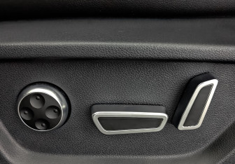 Подержанный автомобиль Chery Tiggo 4 2022 года (18 фото)