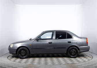 Подержанный автомобиль Hyundai Accent Sedan 2008 года (8 фото)