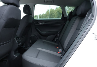 Подержанный автомобиль Skoda Karoq 2020 года (10 фото)