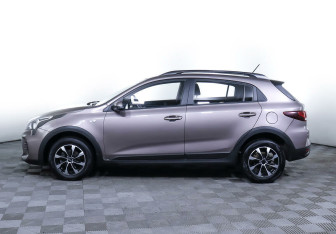 Подержанный автомобиль Kia Rio Hatchback 2020 года (3 фото)