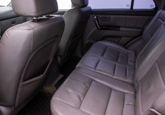 Подержанный автомобиль Kia Sorento 2007 года (11 фото)