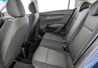 Подержанный автомобиль Kia Rio Hatchback 2021 года (17 фото)