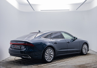 Подержанный автомобиль Audi A7 2018 года (5 фото)