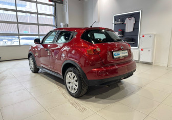 Подержанный автомобиль Nissan Juke 2014 года (6 фото)
