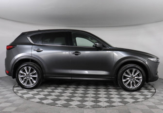 Подержанный автомобиль Mazda CX-5 2020 года (4 фото)