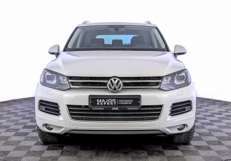 Подержанный автомобиль Volkswagen Touareg 2012 года (2 фото)