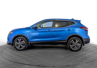 Подержанный автомобиль Nissan Qashqai 2019 года (8 фото)