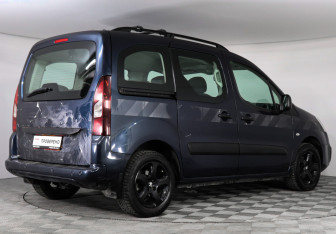 Подержанный автомобиль Peugeot Partner 2022 года (3 фото)