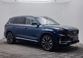 Подержанный автомобиль Geely Monjaro 2024 года (7 фото)