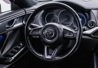 Подержанный автомобиль Mazda CX-9 2019 года (16 фото)