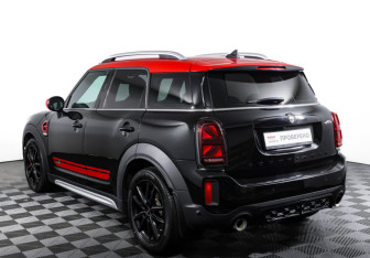 Подержанный автомобиль MINI Countryman 2021 года (7 фото)