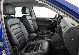 Подержанный автомобиль Volkswagen Tiguan 2019 года (24 фото)