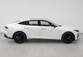 Новый Changan UNI-V 2025 (4 фото)