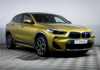 Подержанный автомобиль BMW X2 2017 года (3 фото)