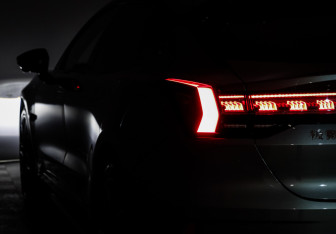 Подержанный автомобиль Zeekr 001 2023 года (29 фото)