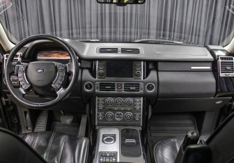 Подержанный автомобиль Land Rover Range Rover 2012 года (14 фото)
