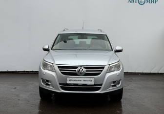 Подержанный автомобиль Volkswagen Tiguan 2009 года (2 фото)