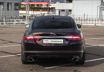 Подержанный автомобиль Jaguar XF Sedan 2013 года (7 фото)