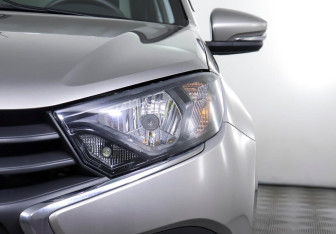 Подержанный автомобиль LADA (ВАЗ) Granta Sedan 2021 года (7 фото)